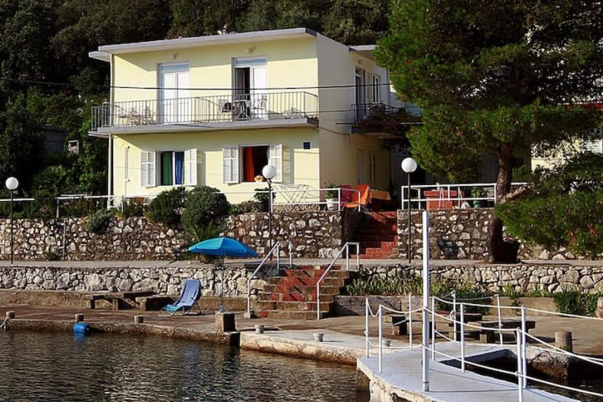 Apartments Paolo Okuklje Bagian luar foto
